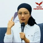 Okky Madasari Bongkar Lima Mitos “Citra Palsu” Era Jokowi di UGM: Pencerahan Kritis yang Kini Terungkap?!